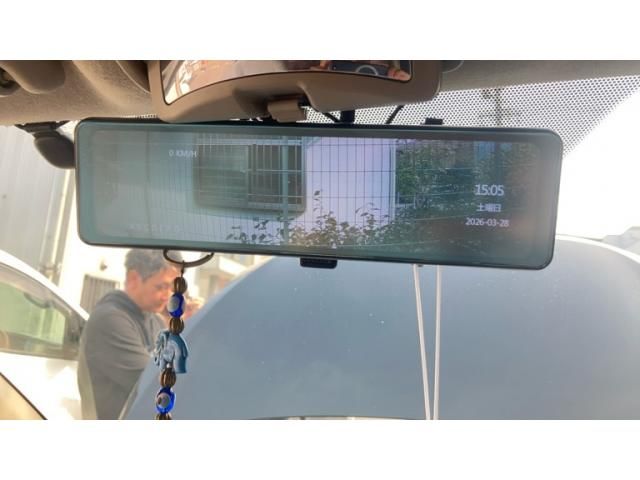 TOYOTA ISIS 2010 Image 31