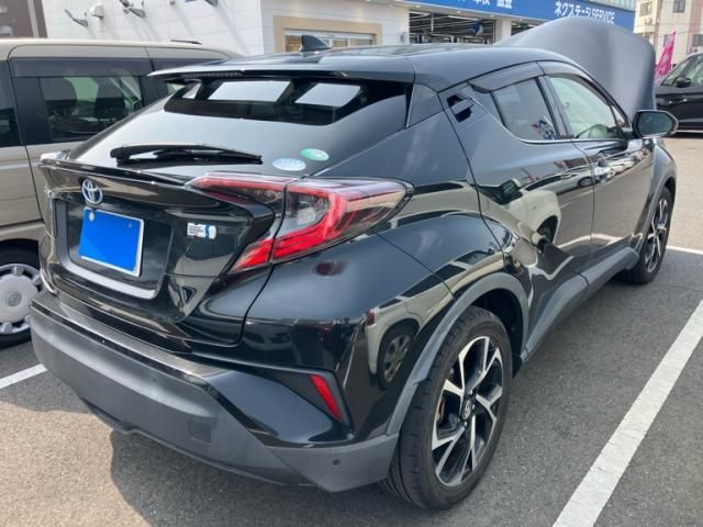 TOYOTA C-HR 2018 Image 31