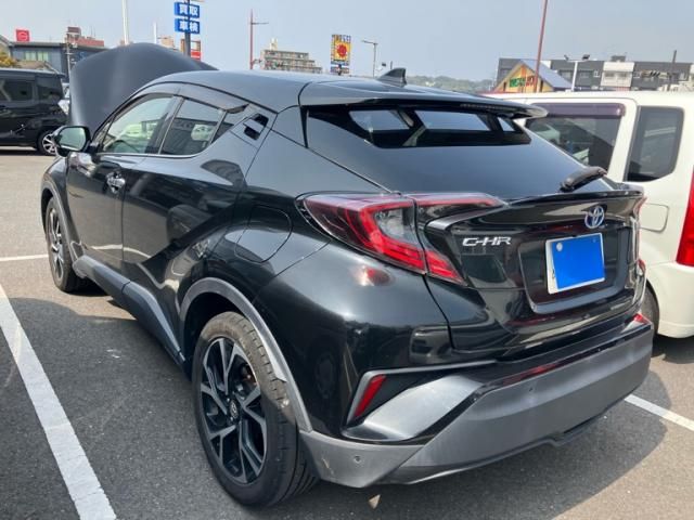 TOYOTA C-HR 2018 Image 31