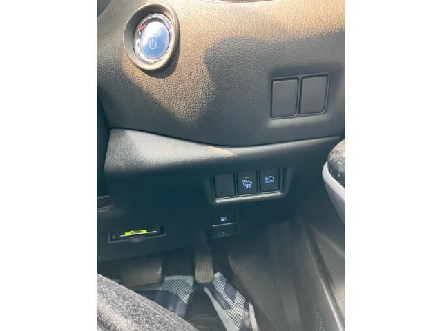 TOYOTA C-HR 2018 Image 31