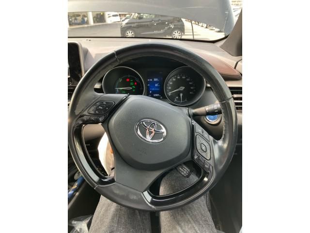 TOYOTA C-HR 2018 Image 31