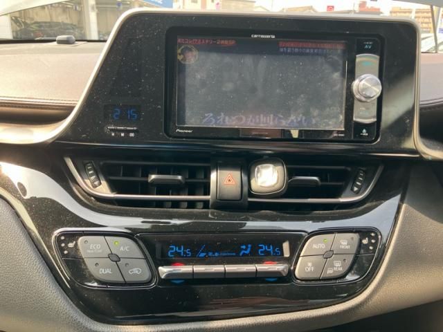 TOYOTA C-HR 2018 Image 31