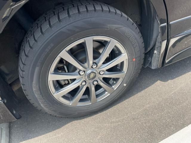 TOYOTA VOXY HYBRID 2017 Image 31