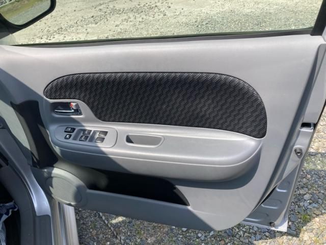 TOYOTA SIENTA 2010 Image 31