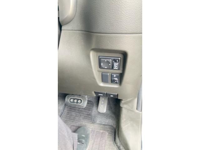 NISSAN CUBE 2011 Image 31