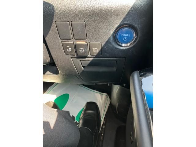 TOYOTA ALPHARD HYBRID 4WD 2020 Image 31