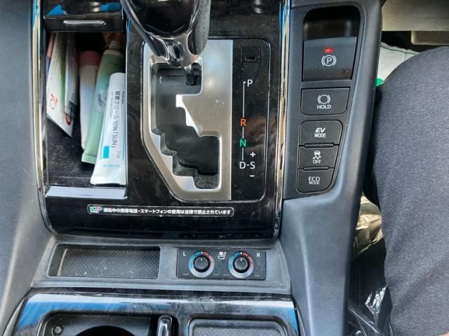 TOYOTA ALPHARD HYBRID 4WD 2020 Image 31