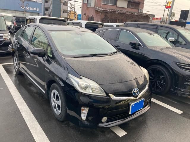 TOYOTA PRIUS 2012 Image 31