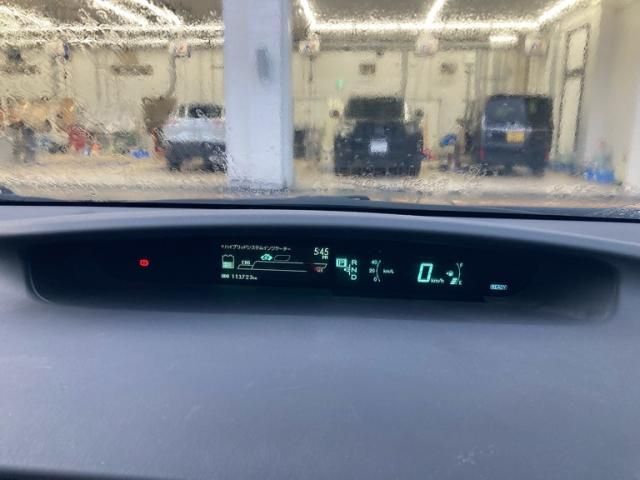 TOYOTA PRIUS 2012 Image 31