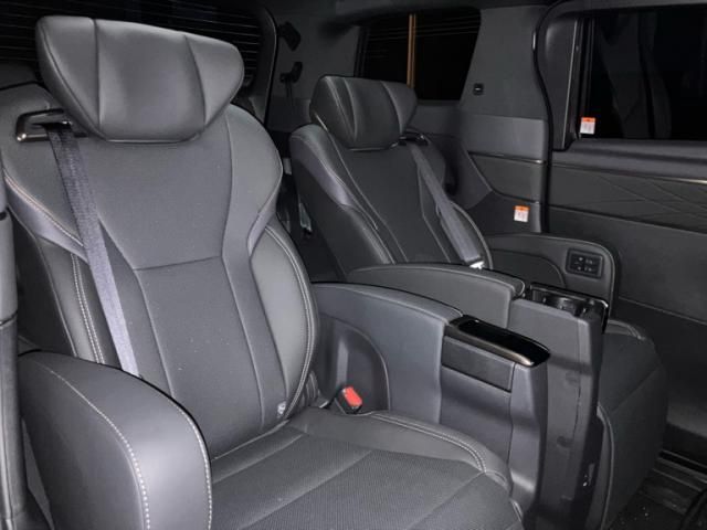 TOYOTA ALPHARD 2025 Image 31