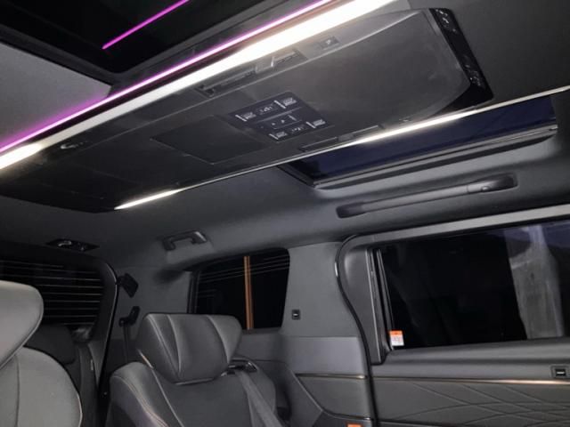 TOYOTA ALPHARD 2025 Image 31