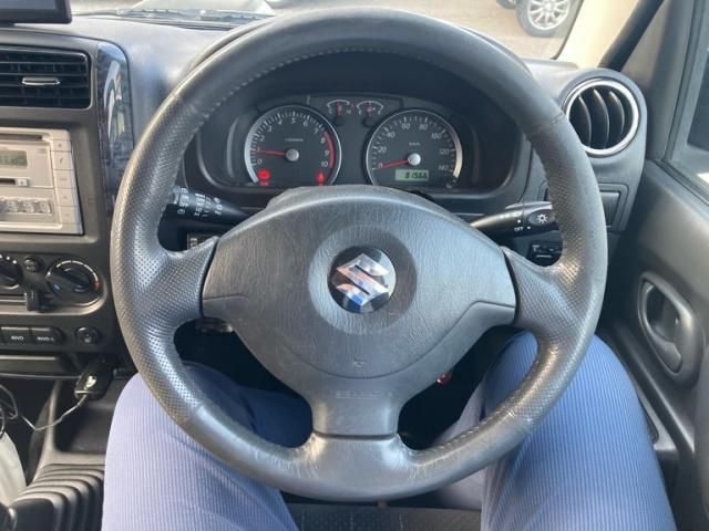 SUZUKI JIMNY 4WD 2005 Image 31