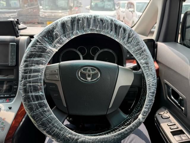 TOYOTA ALPHARD 2010 Image 31