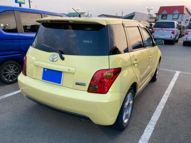 TOYOTA IST 2003 Image 31