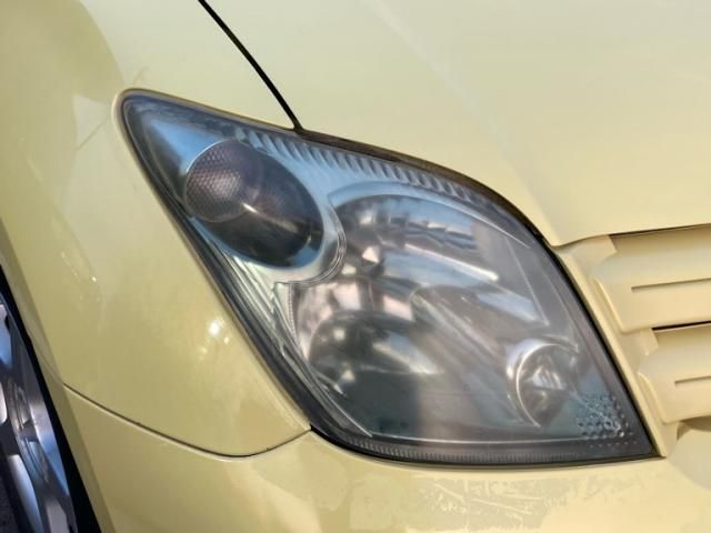 TOYOTA IST 2003 Image 31