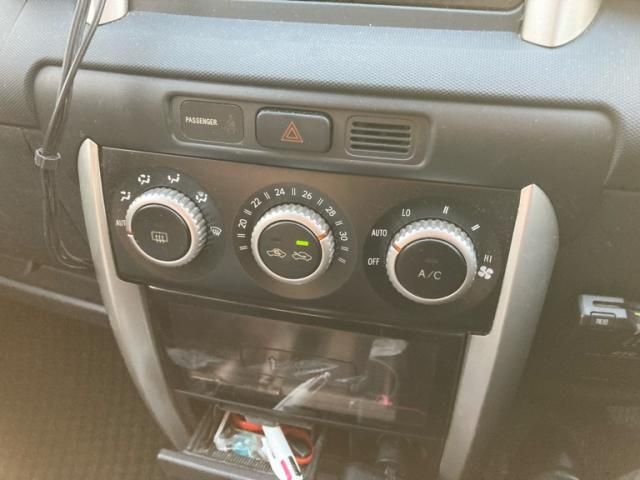 TOYOTA IST 2003 Image 31