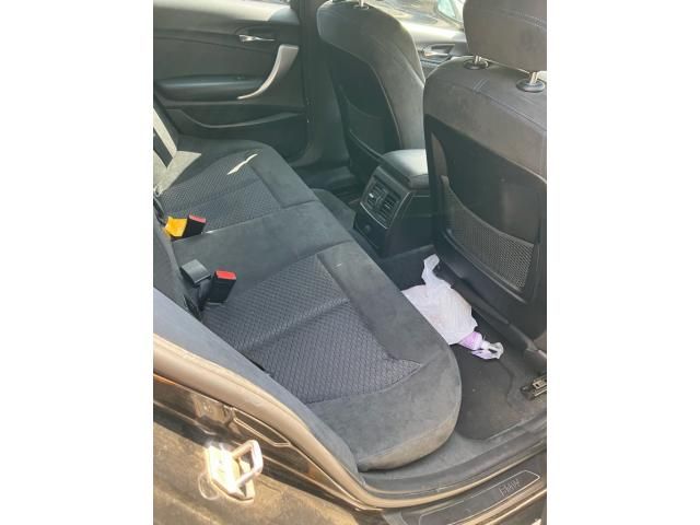 BMW 1SERIES 2012 Image 31