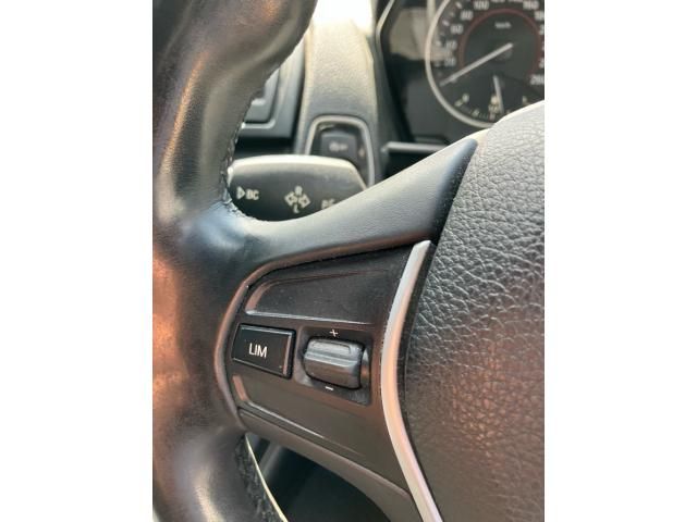 BMW 1SERIES 2012 Image 31