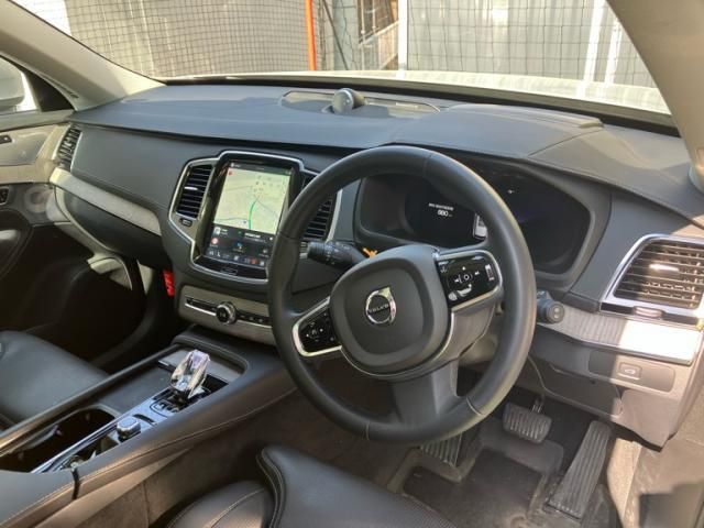 VOLVO XC90 2023 Image 31