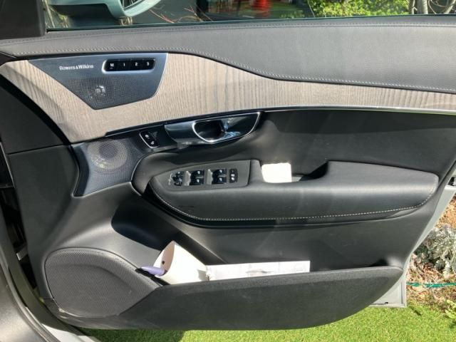 VOLVO XC90 2023 Image 31