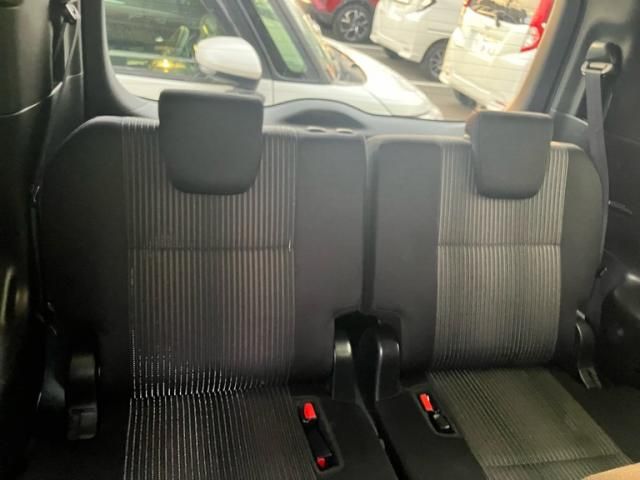 TOYOTA VOXY 2019 Image 31