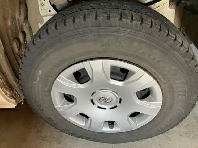 TOYOTA HIACE VAN 4WD 2021 Image 31