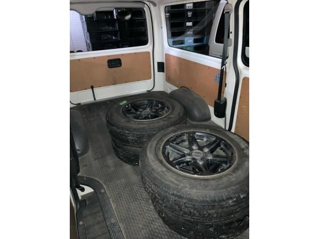 TOYOTA HIACE VAN 4WD 2021 Image 31