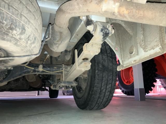 TOYOTA HIACE VAN 4WD 2021 Image 31