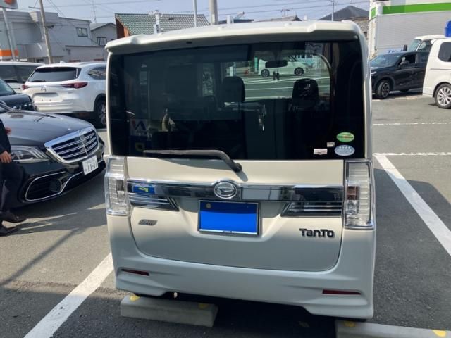 DAIHATSU TANTO CUSTOM 2014 Image 31