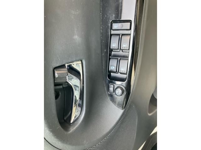 DAIHATSU TANTO CUSTOM 2014 Image 31