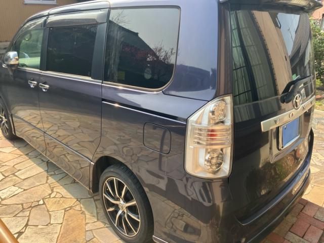 TOYOTA VOXY 2008 Image 31