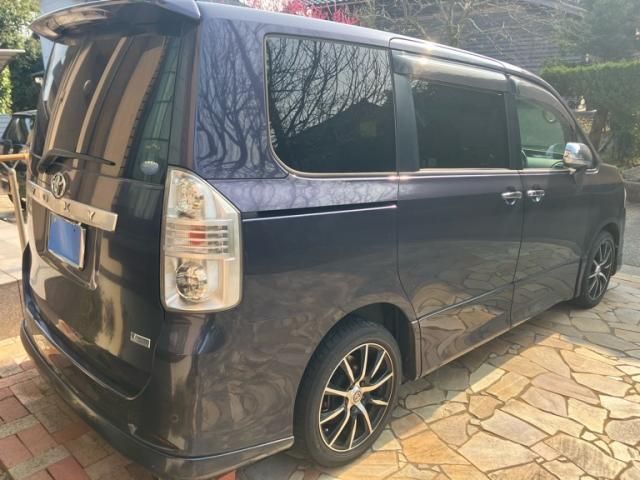 TOYOTA VOXY 2008 Image 31