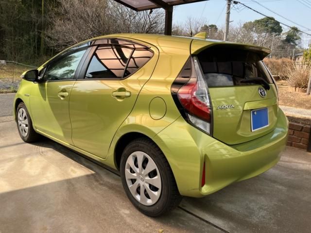 TOYOTA AQUA 2017 Image 31