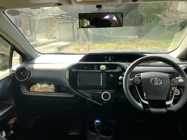 TOYOTA AQUA 2017 Image 31