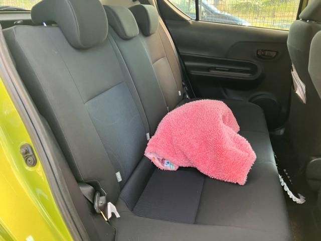 TOYOTA AQUA 2017 Image 31