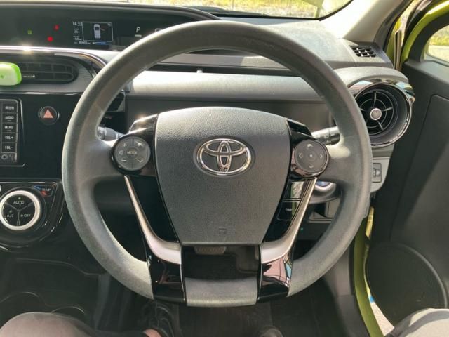 TOYOTA AQUA 2017 Image 31