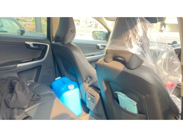 VOLVO XC60 2011 Image 31