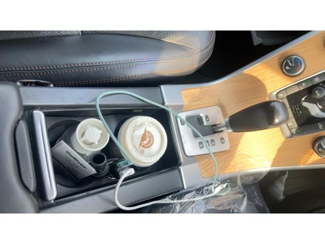 VOLVO XC60 2011 Image 31