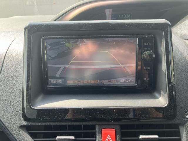 TOYOTA VOXY 2016 Image 31