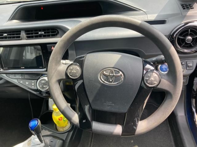 TOYOTA AQUA 2017 Image 31