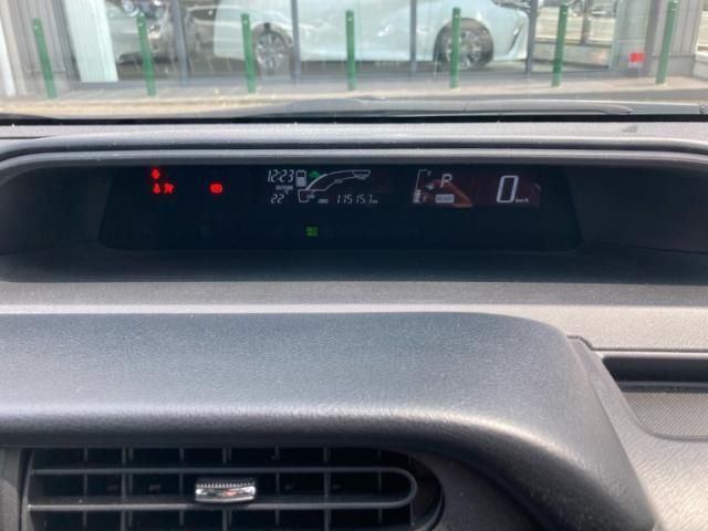 TOYOTA AQUA 2017 Image 31