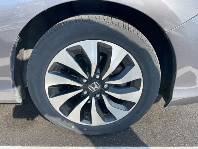 HONDA ACCORD HYBRID 2013 Image 31