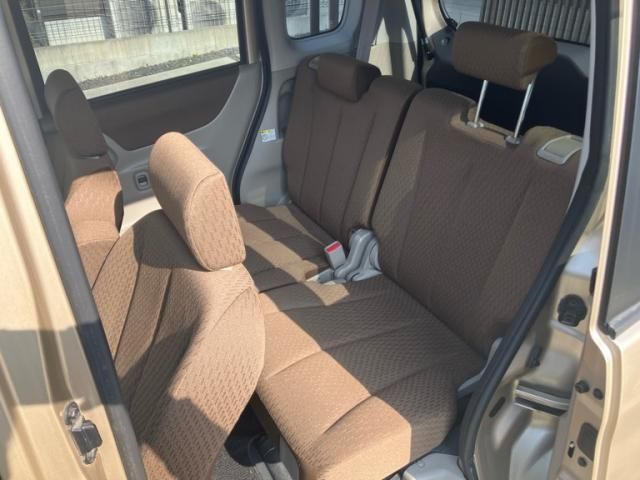 NISSAN ROOX 2011 Image 31