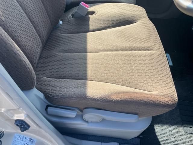 NISSAN ROOX 2011 Image 31