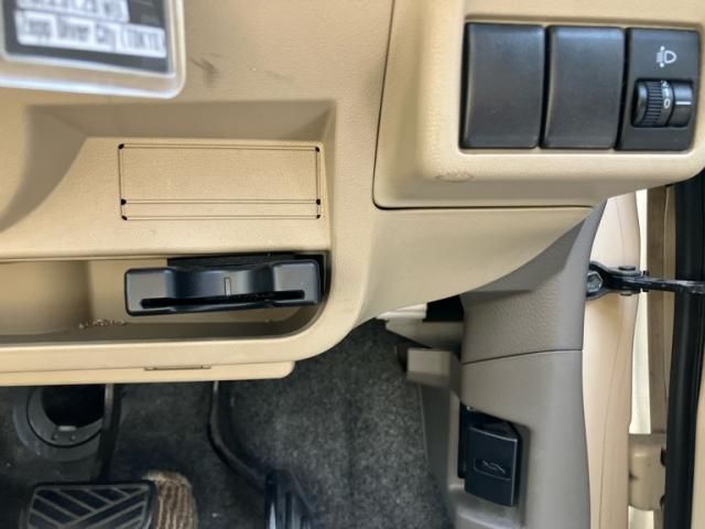 SUZUKI ALTO 2012 Image 31