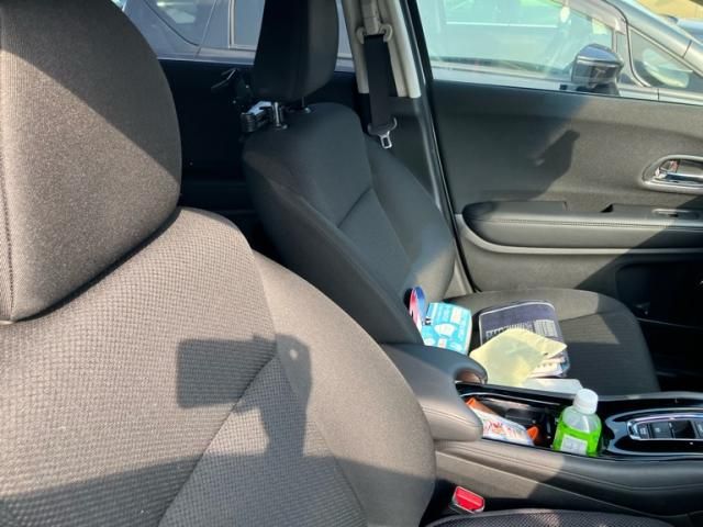 HONDA VEZEL HYBRID 2016 Image 31