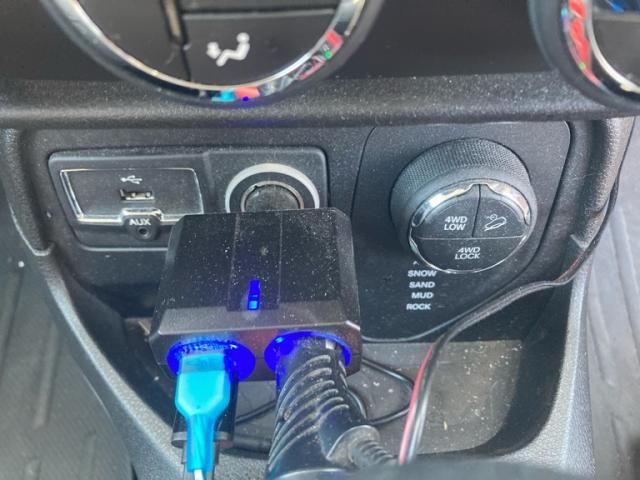 JEEP RENEGADE 4WD 2016 Image 31