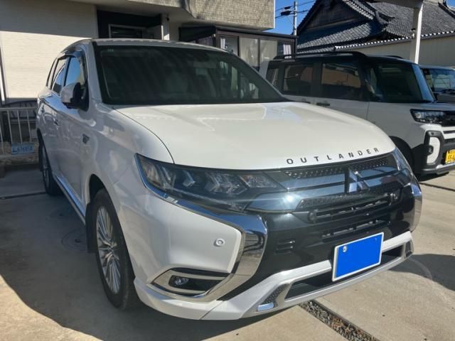 MITSUBISHI OUTLANDER PHEV 2018 Image 31