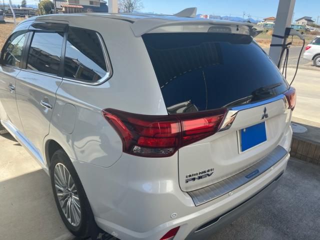 MITSUBISHI OUTLANDER PHEV 2018 Image 31