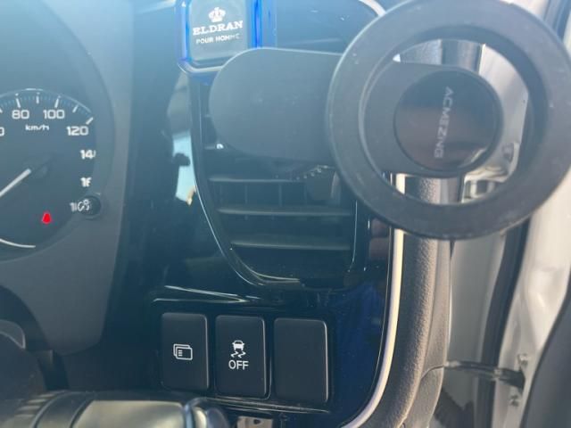 MITSUBISHI OUTLANDER PHEV 2018 Image 31